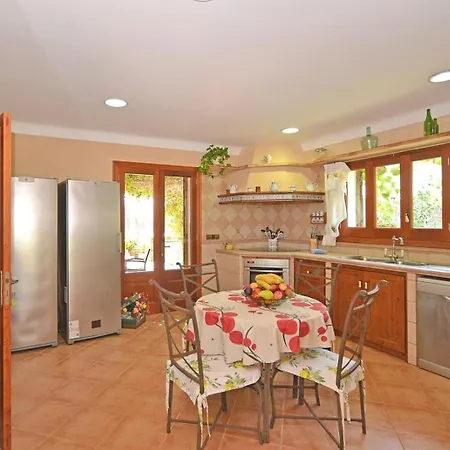 Ferienhaus Mit Privatpool Fuer 10 Personen Ca 240 Qm In Can Picafort, Mallorca Nordkueste Von Mallorca 別荘